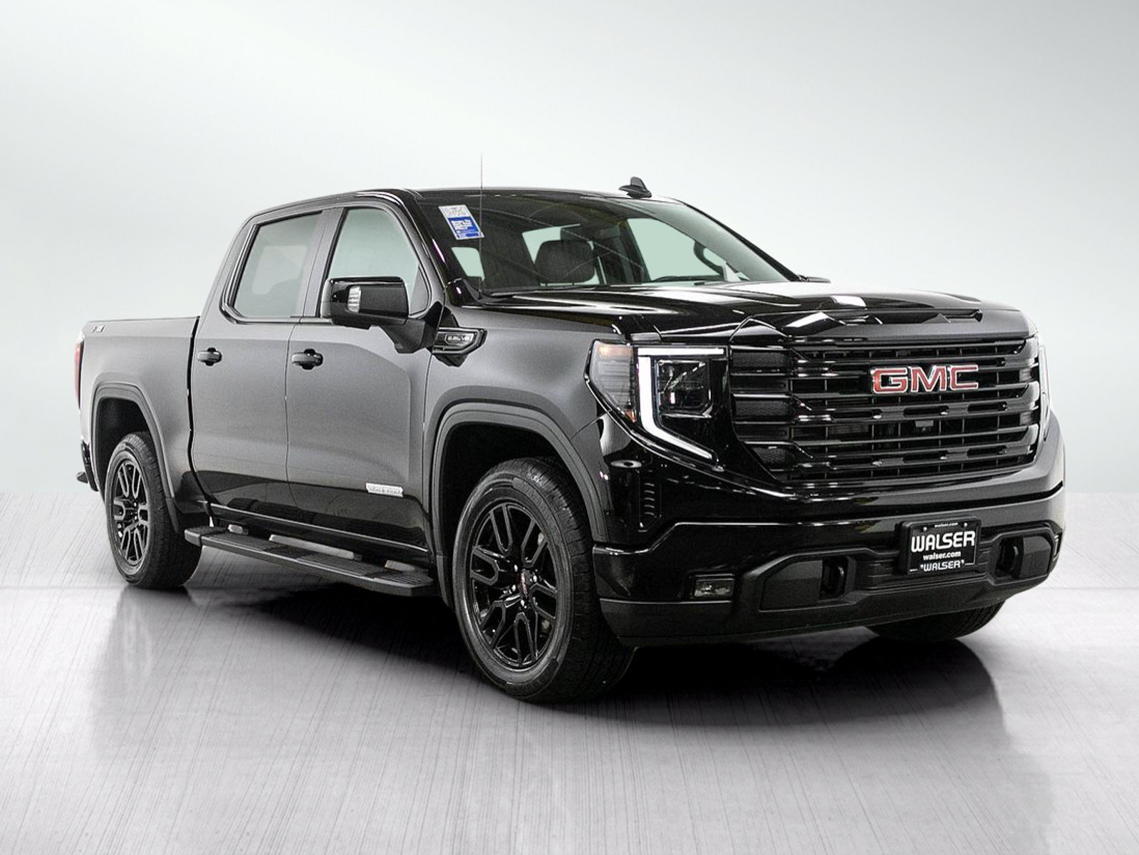Used 2023 GMC Sierra 1500 Elevation w/ Elevation Premium Package AWD/4WD image 7