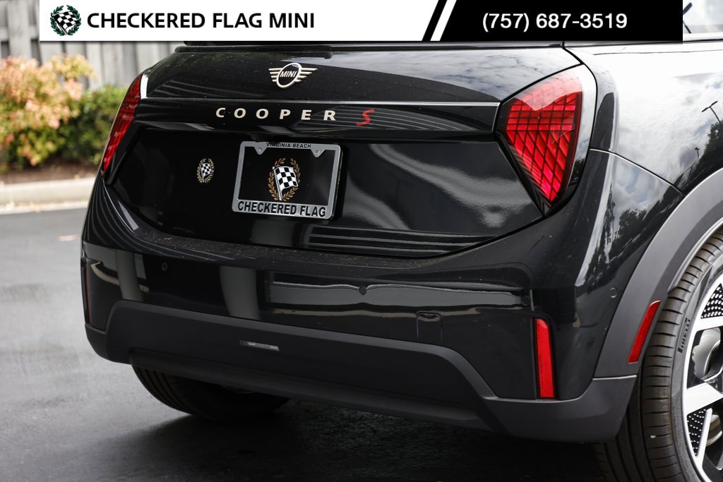 New 2025 MINI Cooper S image 9