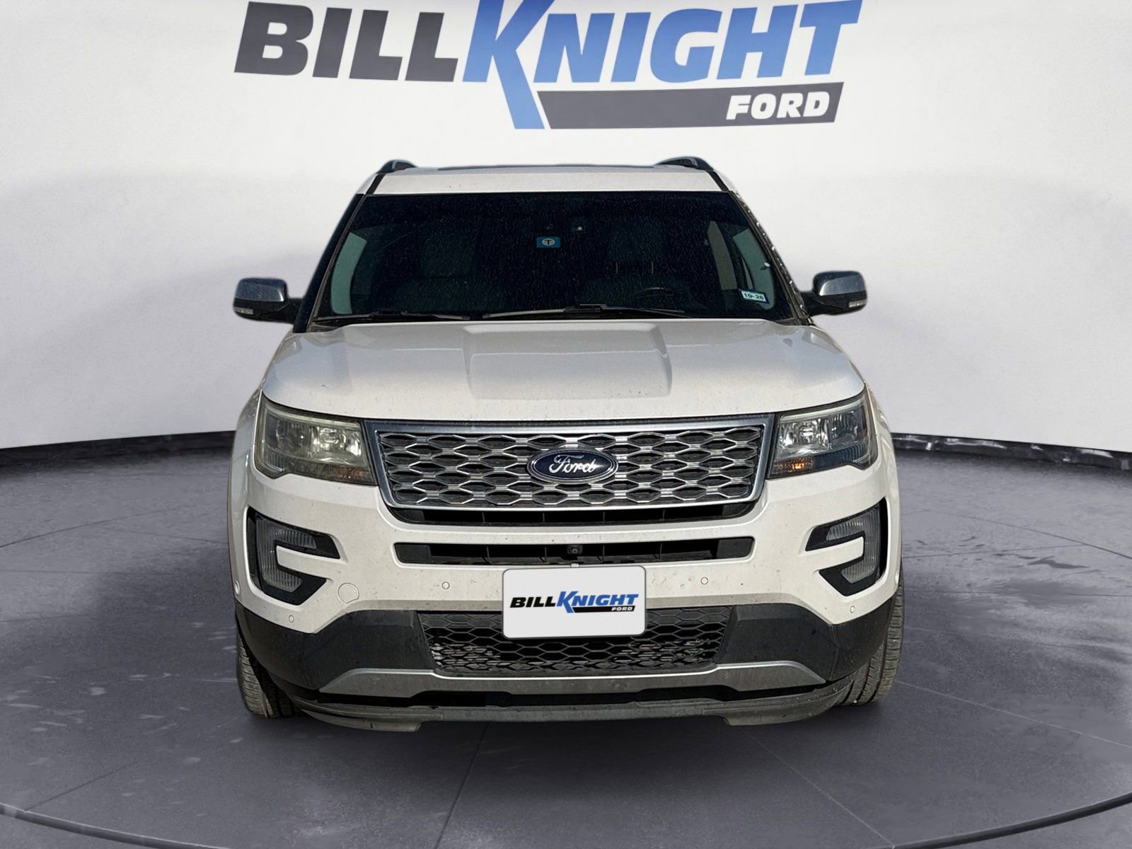 Used 2017 Ford Explorer Platinum image 8