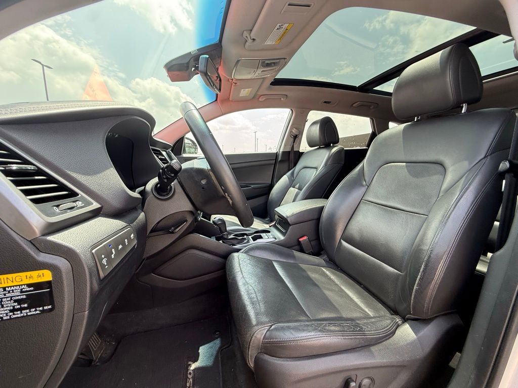 Used 2016 Hyundai Tucson Limited w/ Option Group 03 FWD image 21