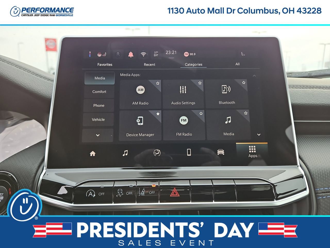 New 2026 Jeep Compass Latitude image 22