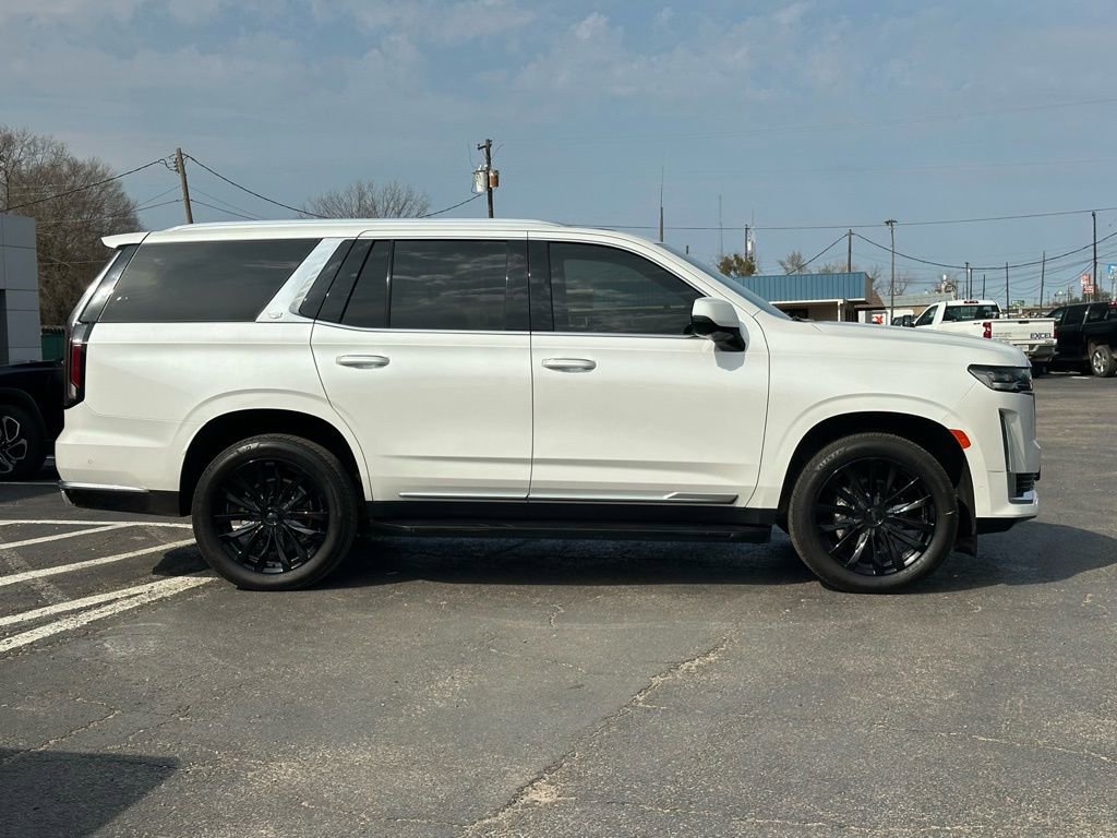 Used 2024 Cadillac Escalade Premium Luxury image 4