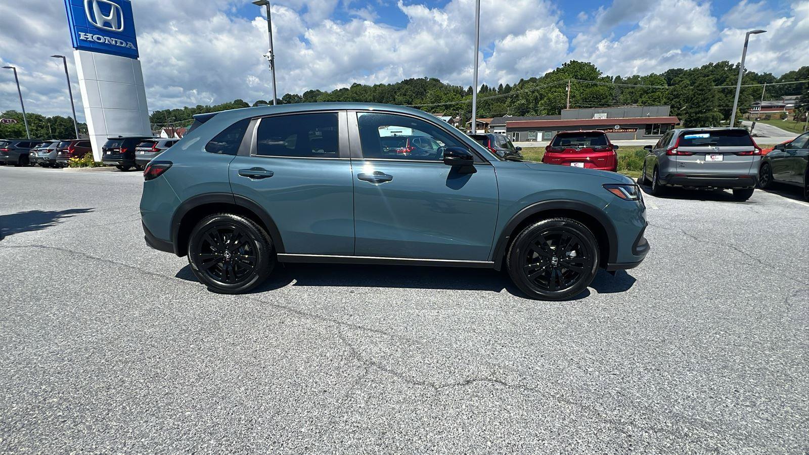 New 2027 Honda HR-V Sport image 3