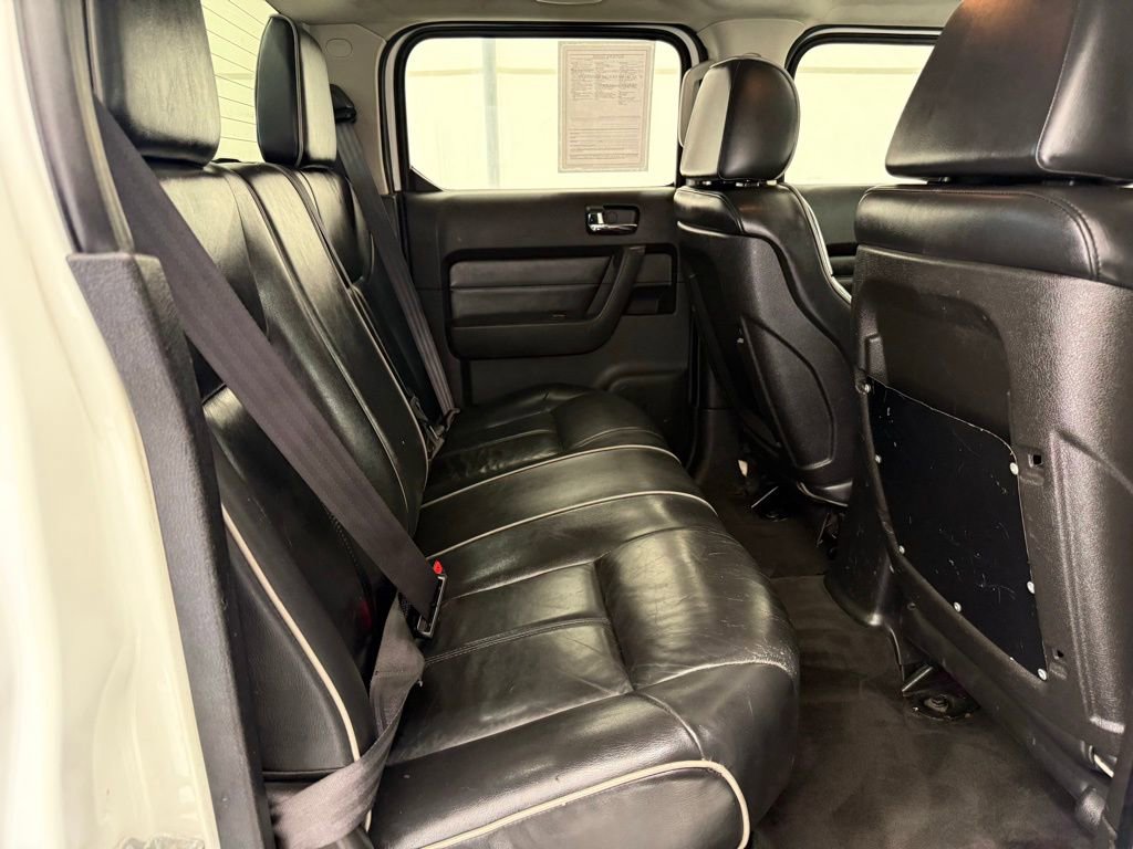 Used 2009 HUMMER H3T image 24
