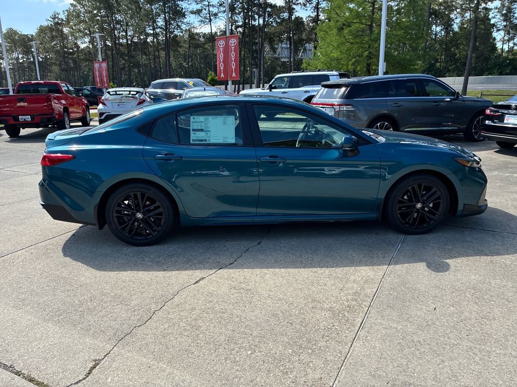 New 2026 Toyota Camry SE FWD image 8
