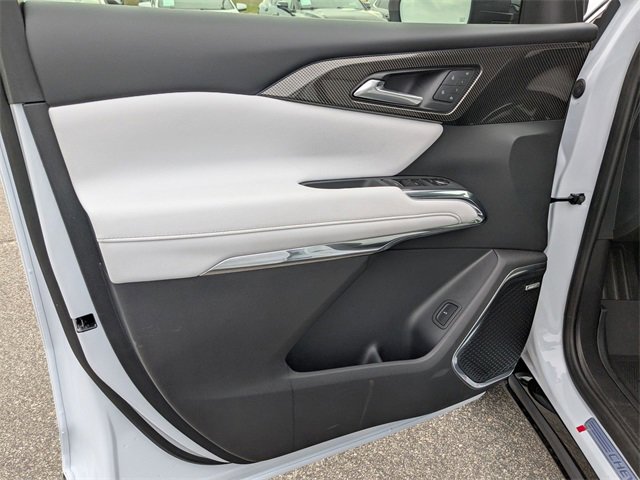 New 2026 Chevrolet Traverse High Country image 9