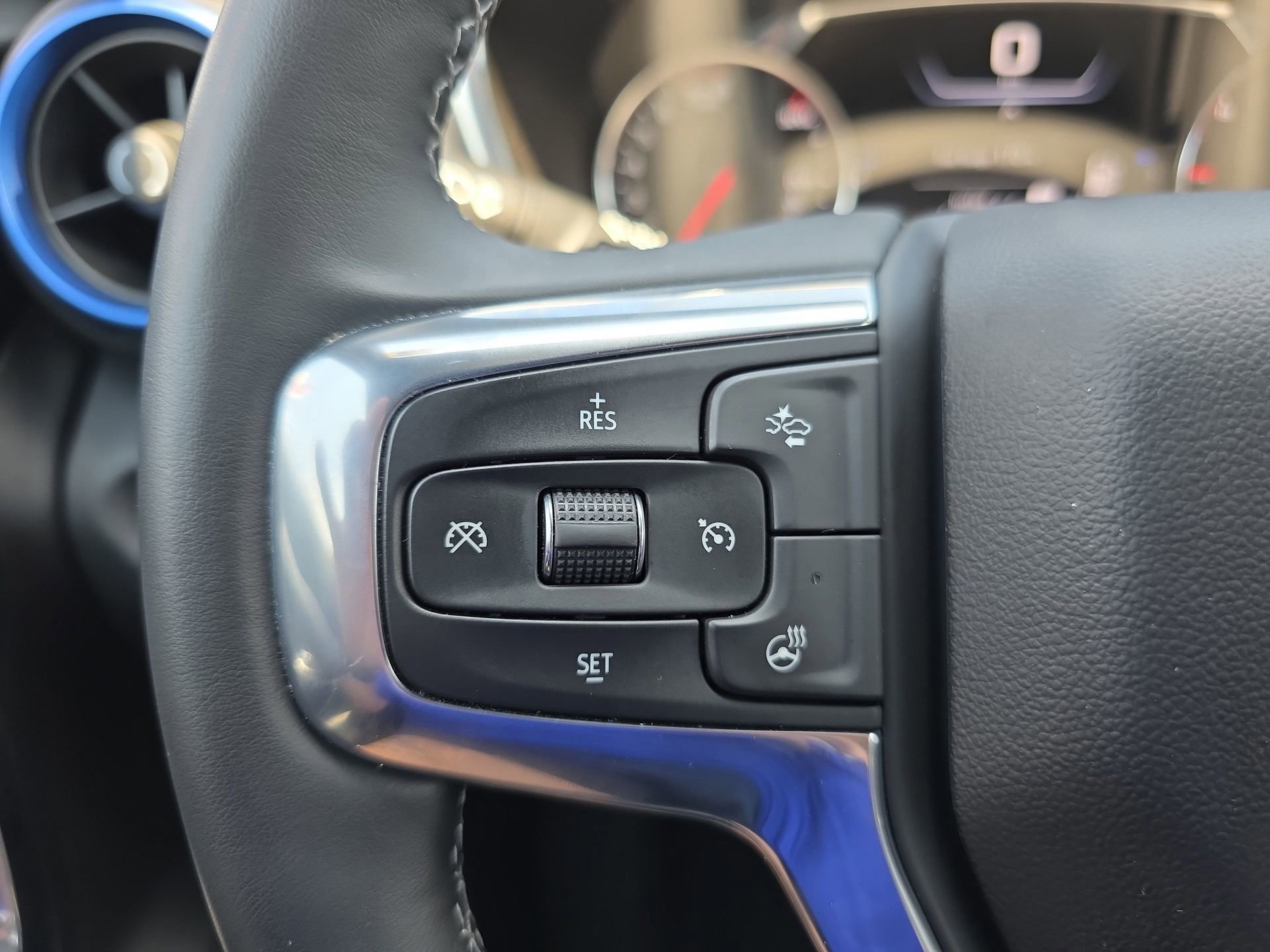 Used 2024 Chevrolet Blazer RS w/ Driver Confidence II Package FWD image 19