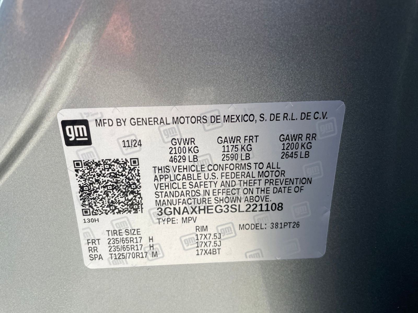 Used 2025 Chevrolet Equinox LT FWD image 29