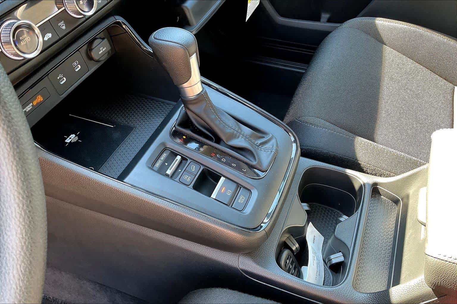 Used 2026 Honda CR-V LX image 15