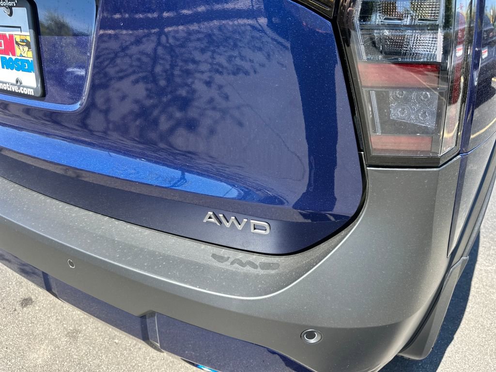 New 2026 Nissan Kicks SV w/ Cold Weather Package AWD/4WD image 32