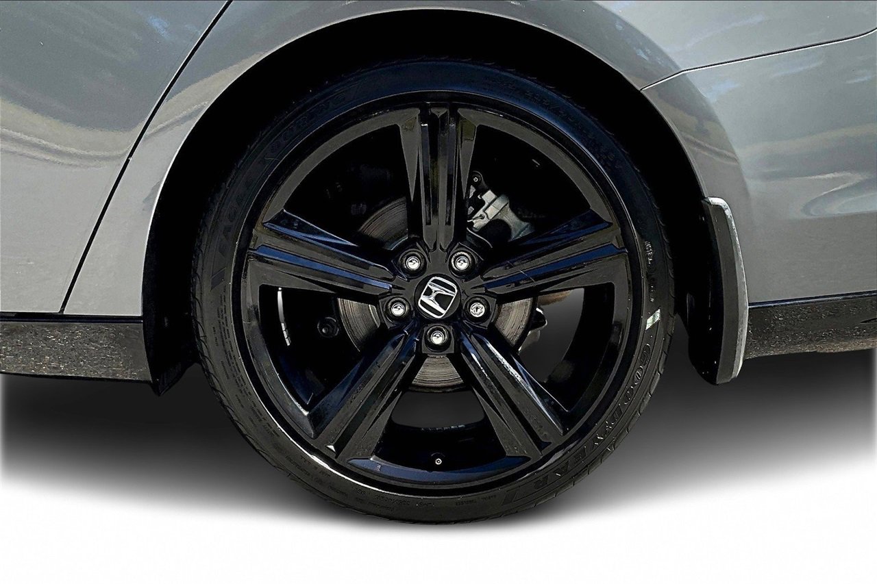 Used 2023 Honda Accord Sport image 31