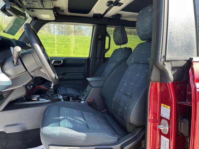 Certified 2025 Ford Bronco Heritage Edition AWD/4WD image 13