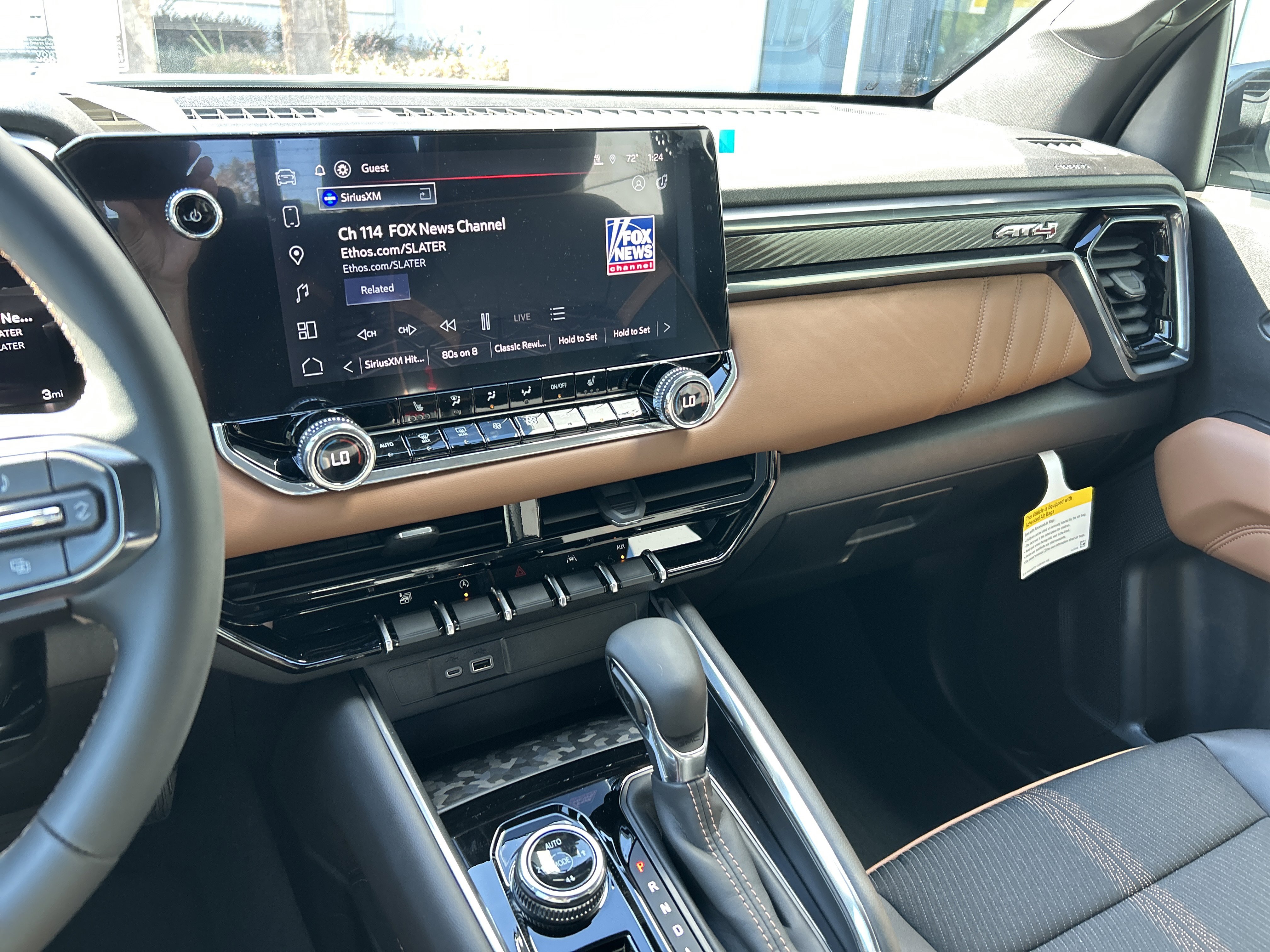 New 2026 GMC Canyon AT4 image 27