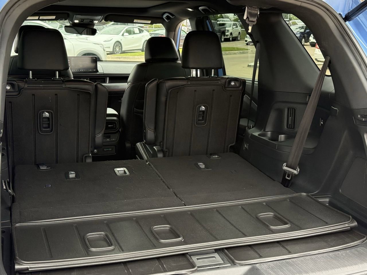 Used 2023 Honda Pilot TrailSport image 26