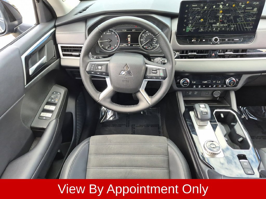 Used 2025 Mitsubishi Outlander SE AWD/4WD image 25