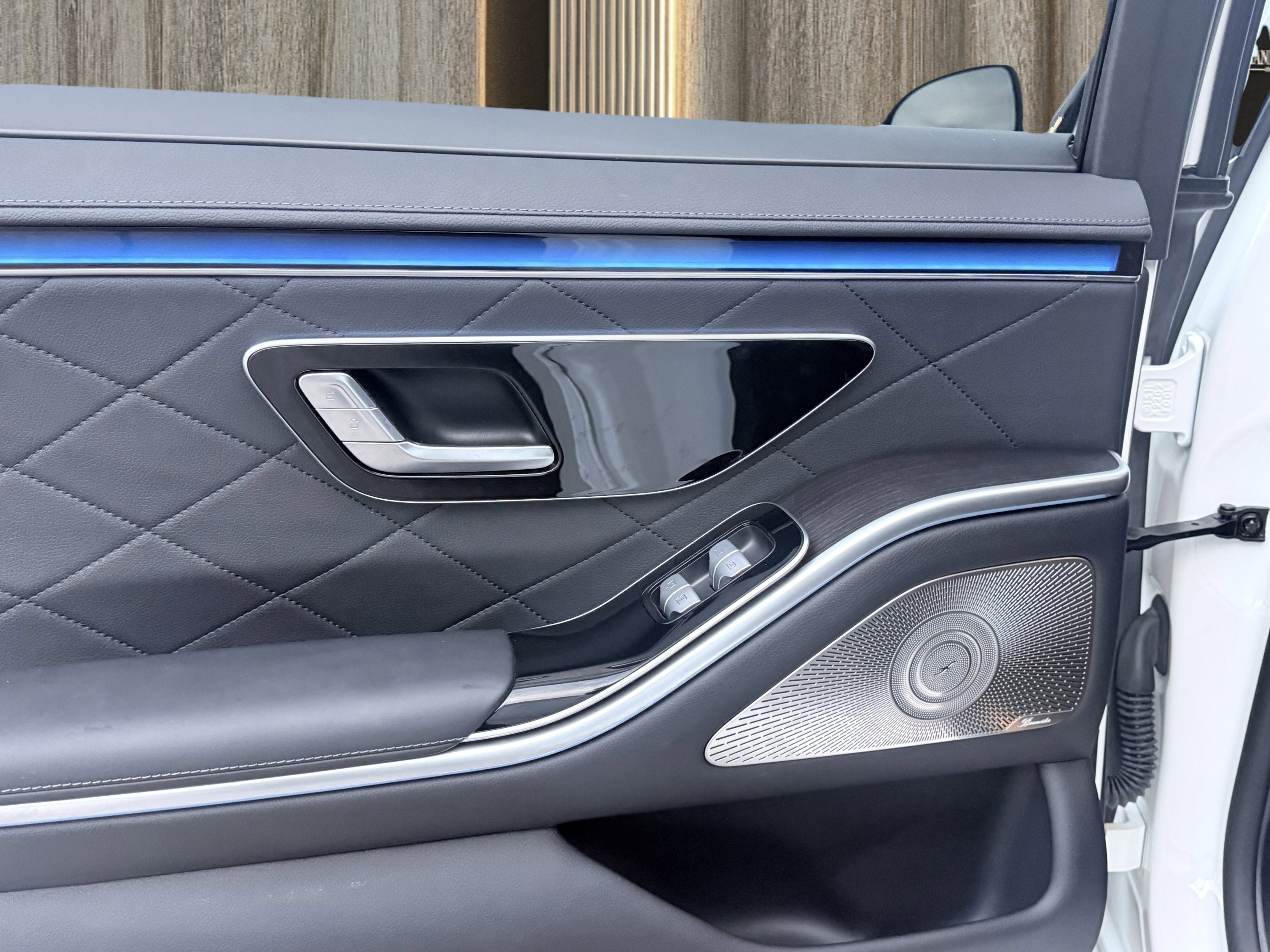 Used 2023 Mercedes-Benz S 580 4MATIC Sedan image 38