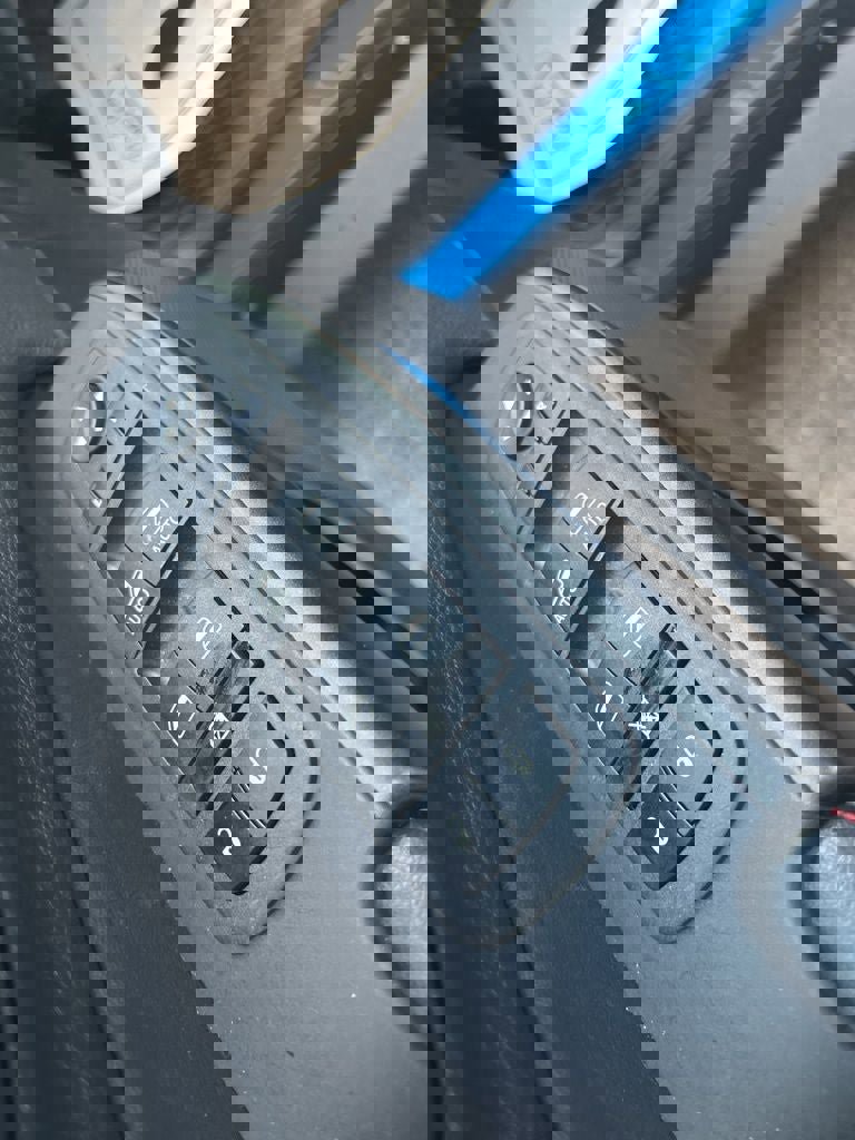 Used 2022 Jeep Cherokee Trailhawk w/ Sound & Nav Group image 8