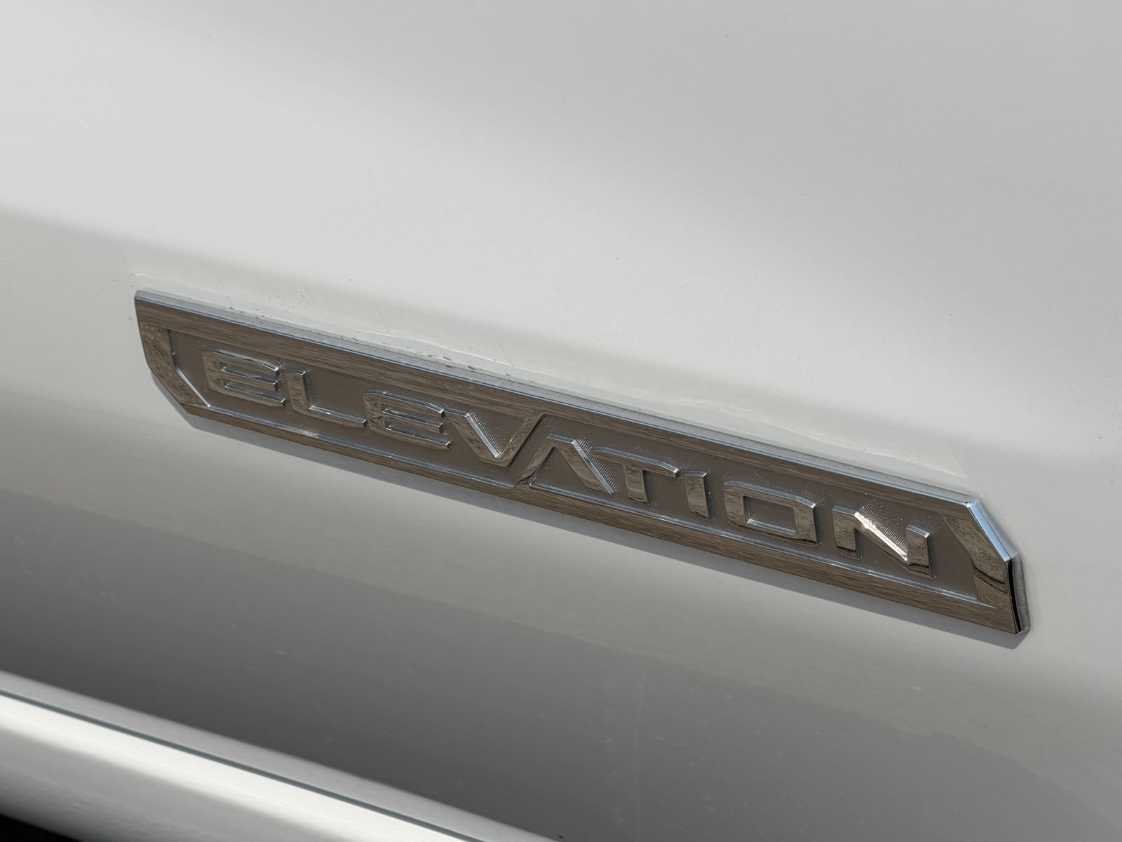 Used 2025 GMC Sierra 1500 Elevation w/ Elevation Premium Package AWD/4WD image 12