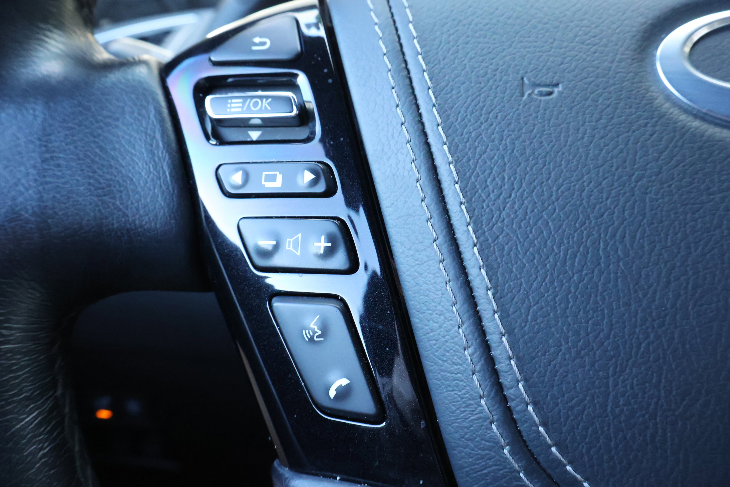 Certified 2021 INFINITI QX80 Sensory w/ All-Season Package image 29