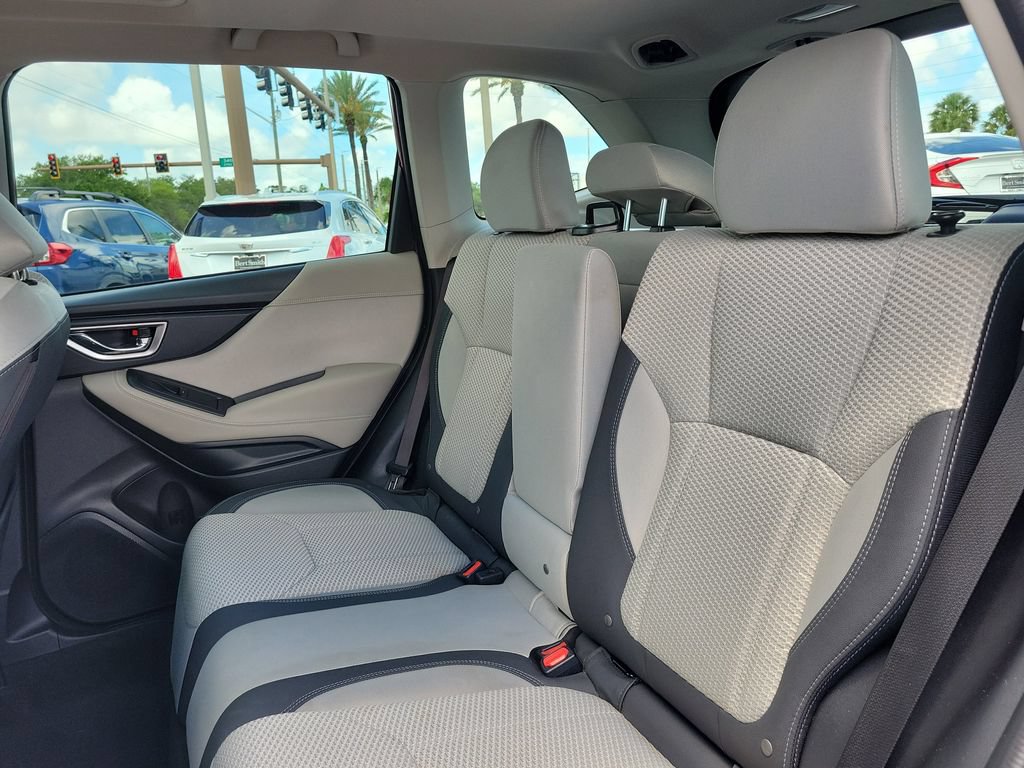 Certified 2022 Subaru Forester Premium AWD/4WD image 10