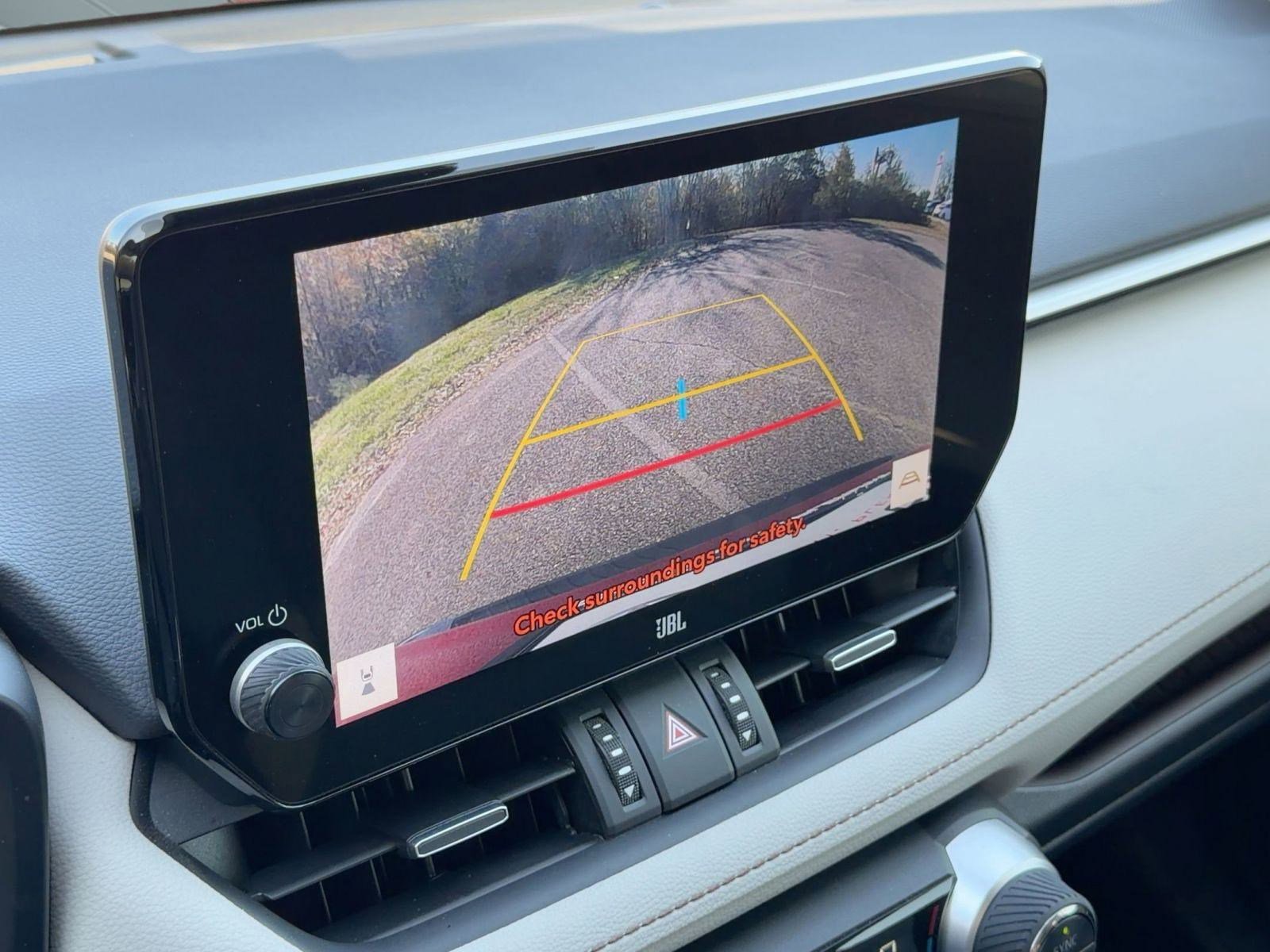 Used 2023 Toyota RAV4 Limited image 22