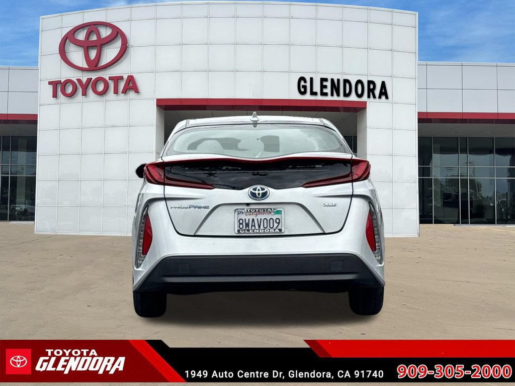 Certified 2021 Toyota Prius Prime XLE w/ Carpet Mat Package (TMS) FWD image 9