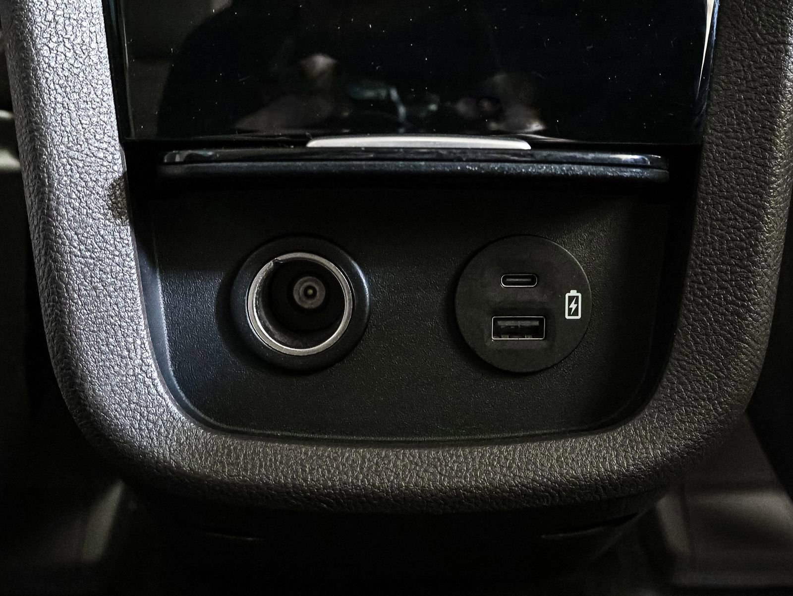 Certified 2022 Lincoln Nautilus AWD w/ Premium Package image 27