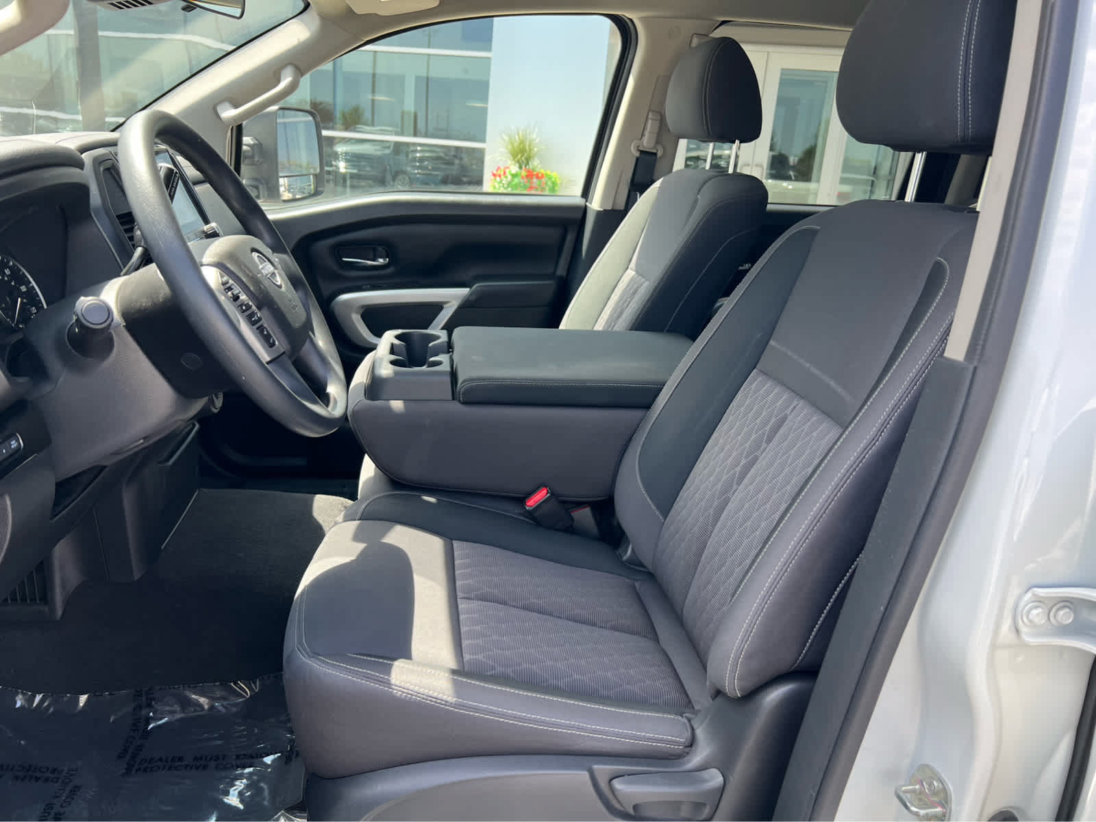 Used 2024 Nissan Titan SV w/ Accessory Utility Package AWD/4WD image 28