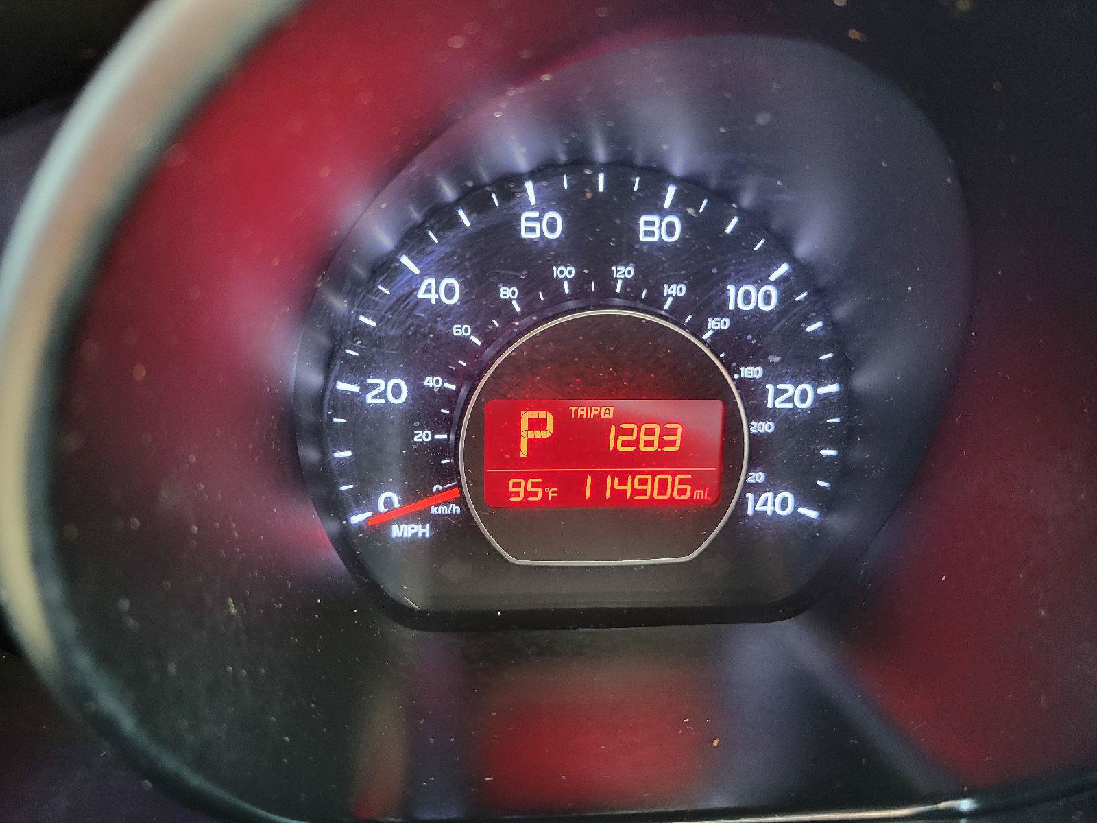 Used 2017 Kia Soul + FWD image 10