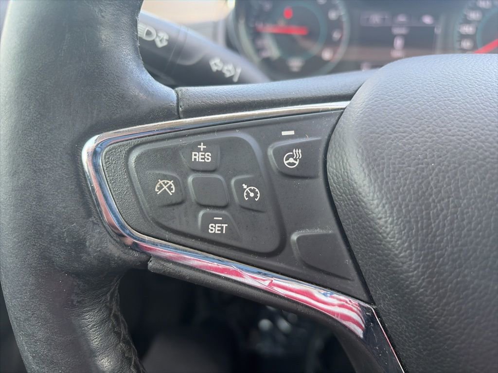 Used 2018 Chevrolet Cruze Premier FWD image 15