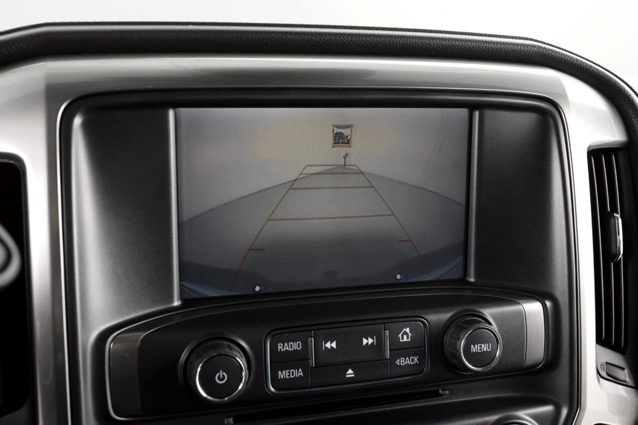 Used 2018 Chevrolet Silverado 2500 LTZ image 23