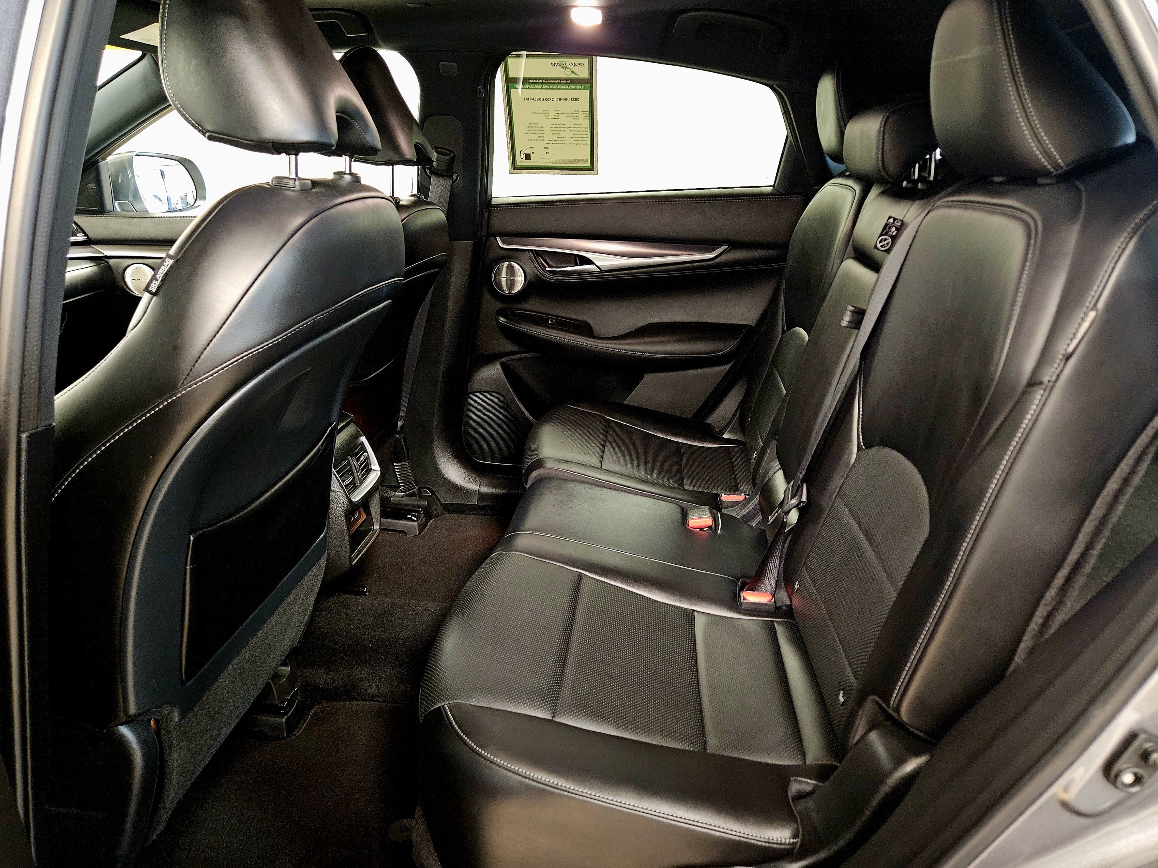 Used 2023 INFINITI QX55 Essential image 11