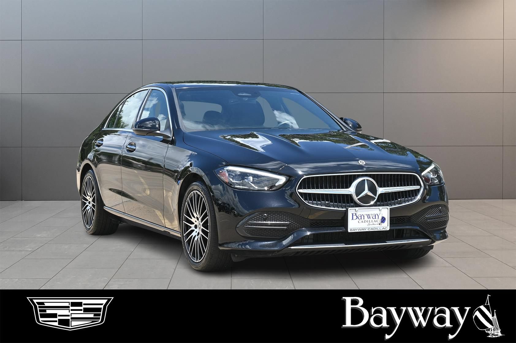 Used 2025 Mercedes-Benz C 300 Sedan image 4