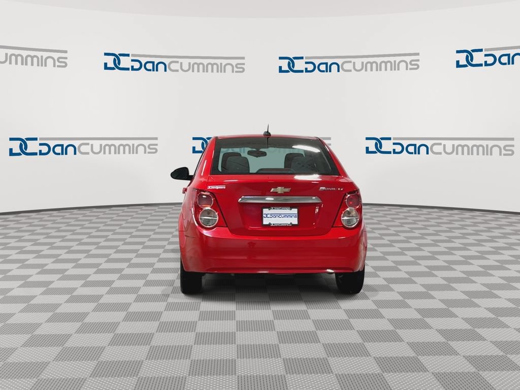 Used 2015 Chevrolet Sonic LT FWD image 7