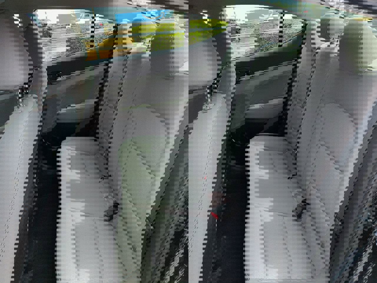 Used 2017 Hyundai Elantra SE image 13