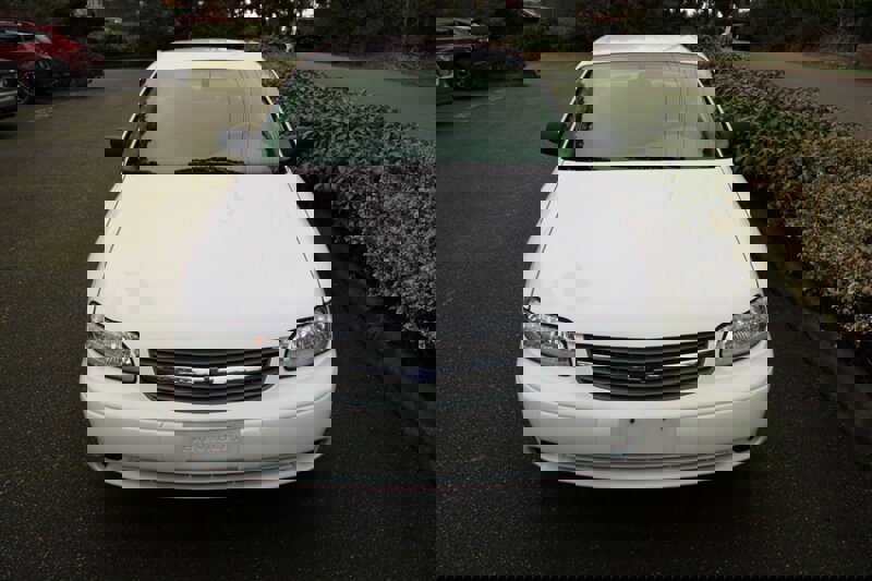 Used 2004 Chevrolet Malibu Classic image 9