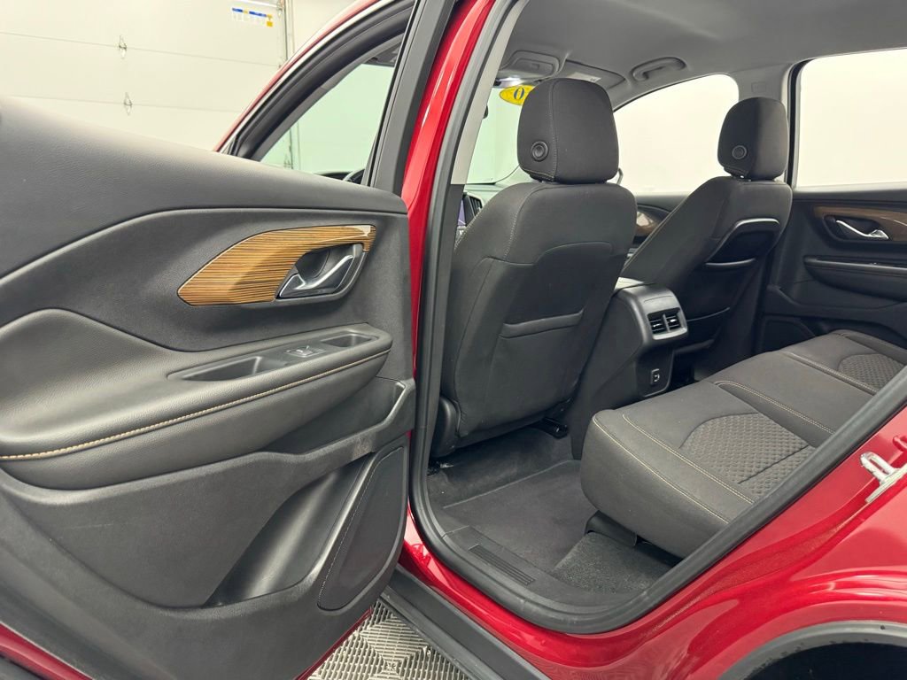 Used 2020 GMC Terrain SLE w/ Driver Convenience Package FWD image 33