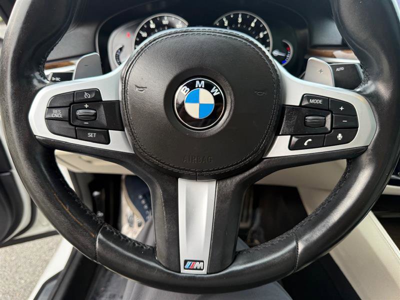 Used 2018 BMW M550i xDrive M550i AWD w/EXECUTIVE & DRIVE image 39