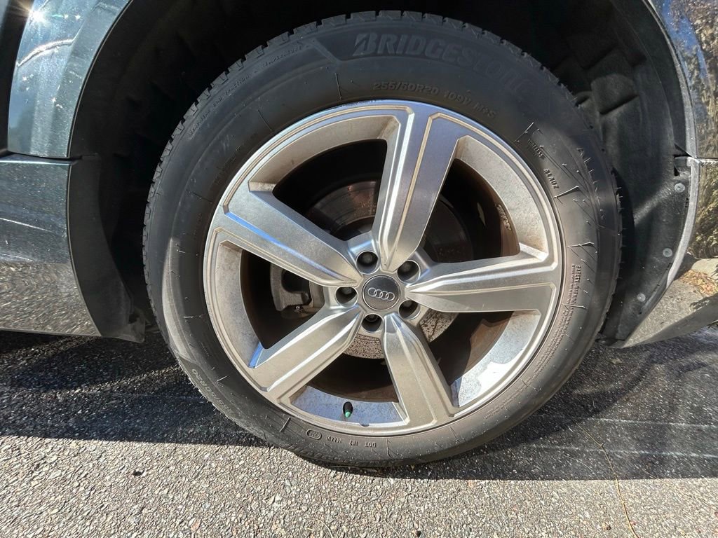 Used 2019 Audi e-tron Premium Plus image 21