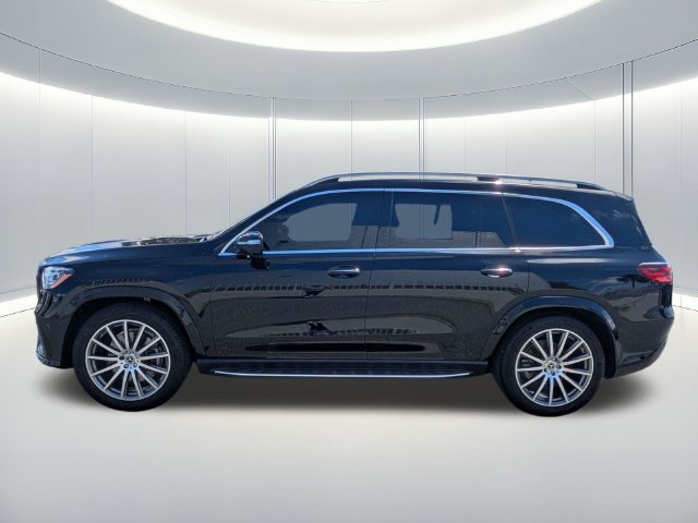 Used 2026 Mercedes-Benz GLS 580 4MATIC image 3