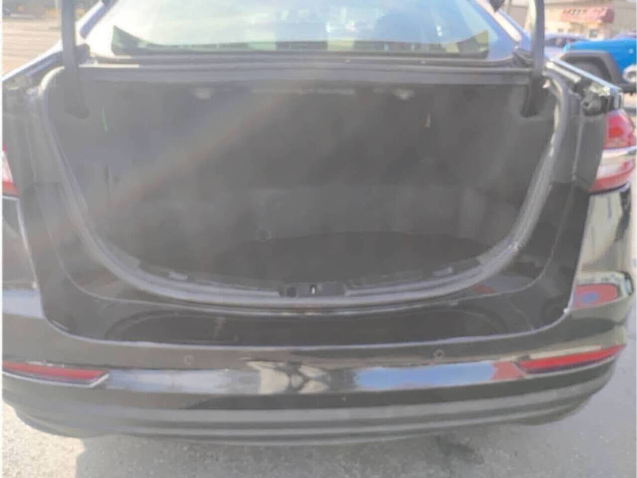 Used 2020 Ford Fusion Titanium image 25