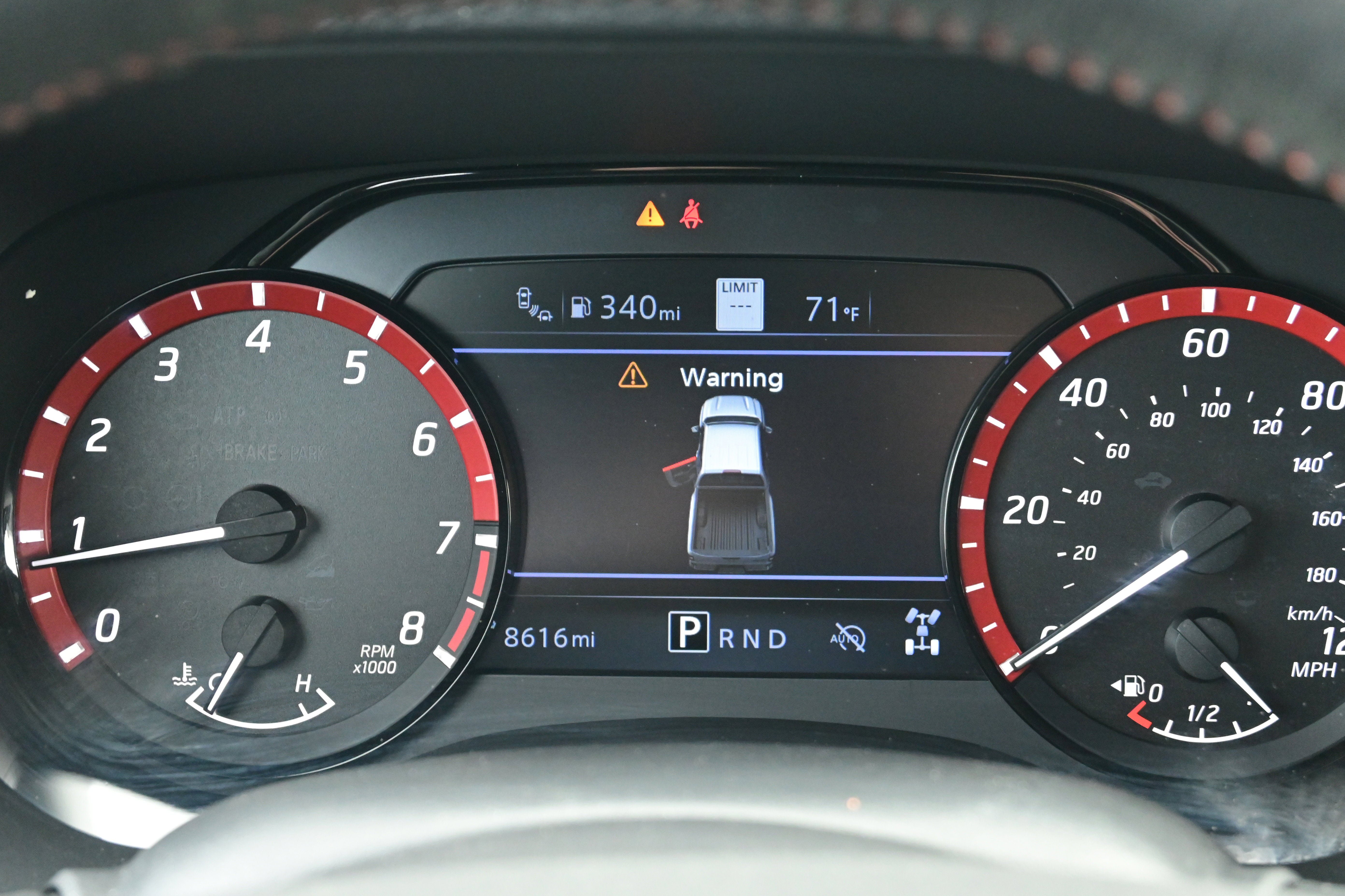 Certified 2024 Nissan Frontier PRO-4X w/ Technology Package image 18