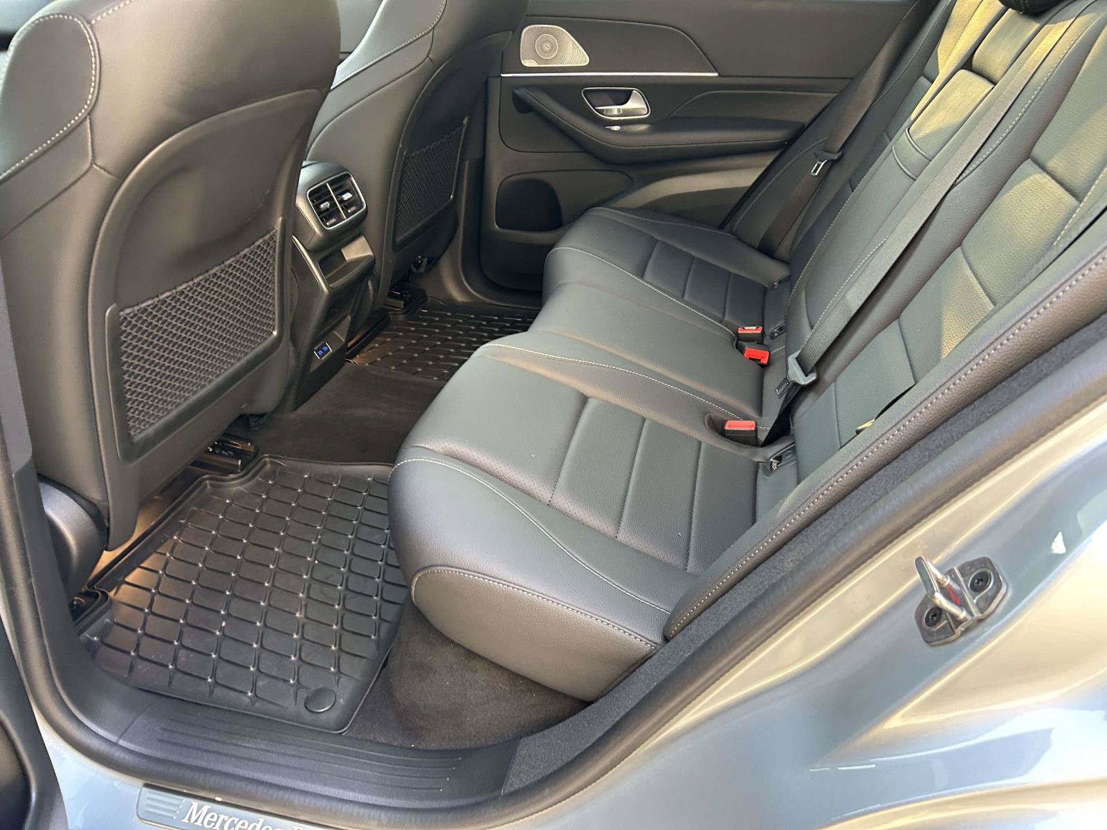 Certified 2025 Mercedes-Benz GLE 450e 4MATIC image 39