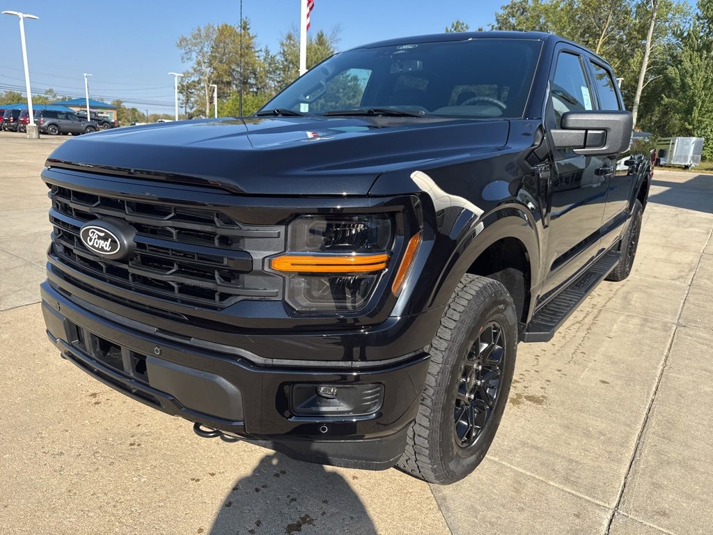 New 2025 Ford F150 XLT image 2