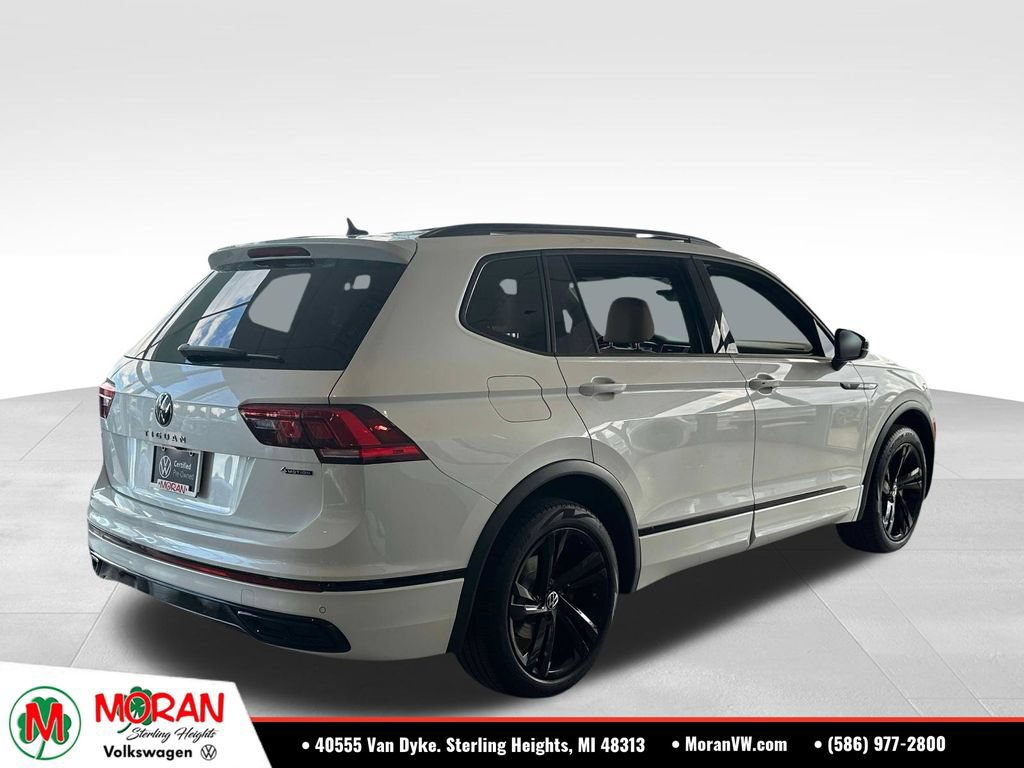 Certified 2023 Volkswagen Tiguan SE R-Line AWD/4WD image 4
