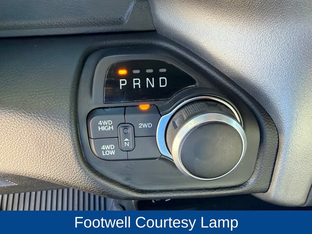 Used 2024 RAM 2500 Big Horn AWD/4WD image 26