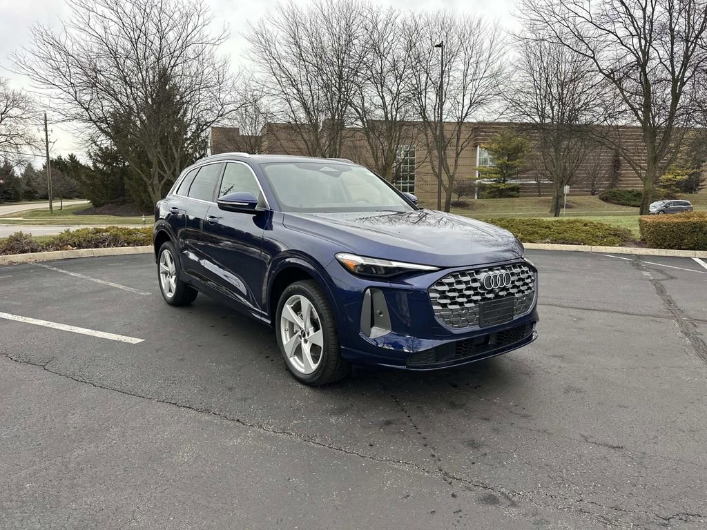 New 2025 Audi Q5 Premium Plus