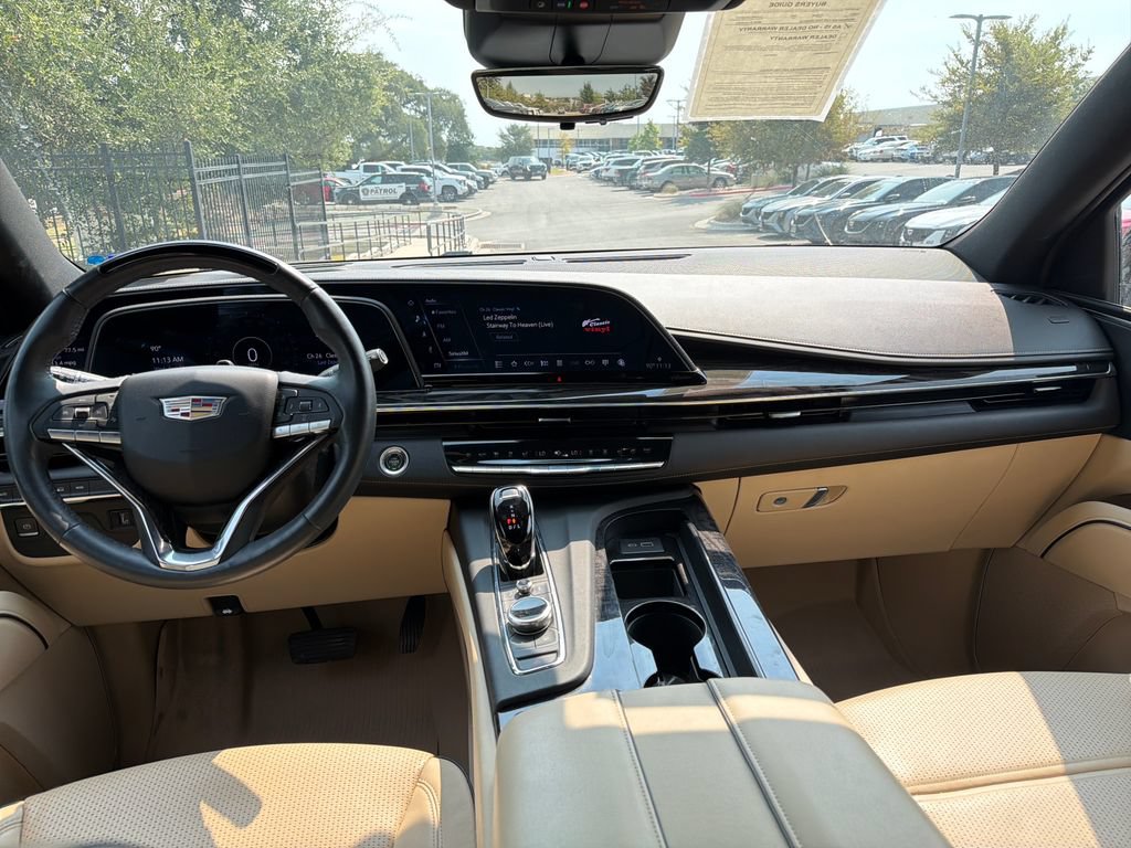 Certified 2023 Cadillac Escalade Premium Luxury AWD/4WD image 35