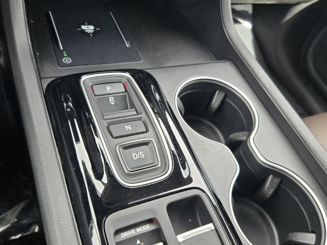 Used 2024 Honda Pilot Elite image 21