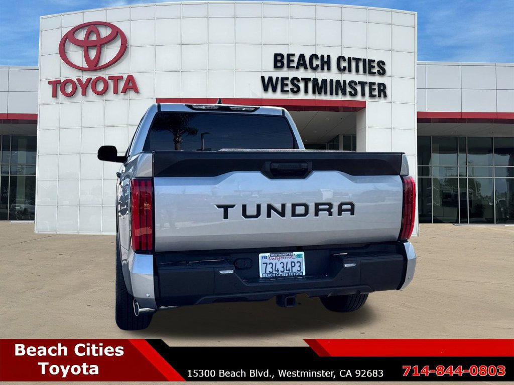 Used 2022 Toyota Tundra SR5 w/ Convenience Package RWD image 9